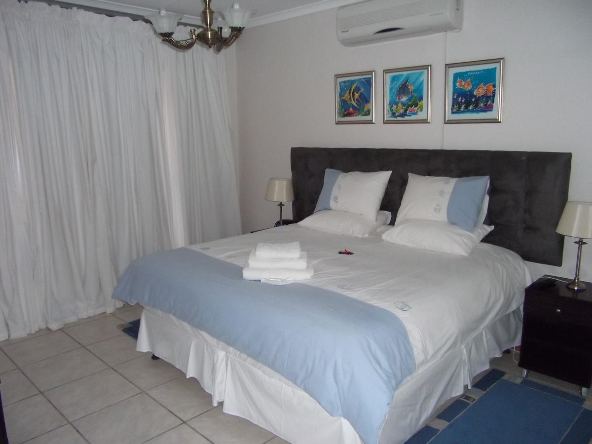 Scorpio Guest House Vredenburg Esterno foto